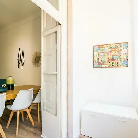 Apartment Shortstayflat - New And Spacious Ii Lissabon
