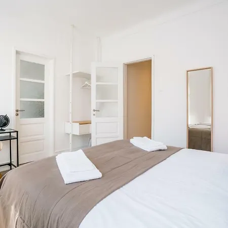Shortstayflat - New And Spacious Ii *